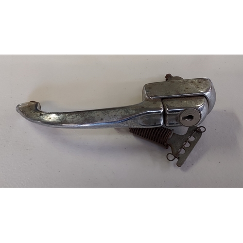 Late Left Complete Door Handle - used