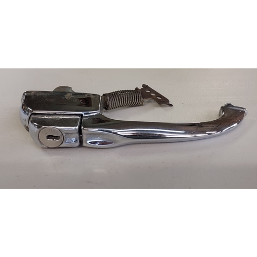 Late Right Complete Door Handle - used