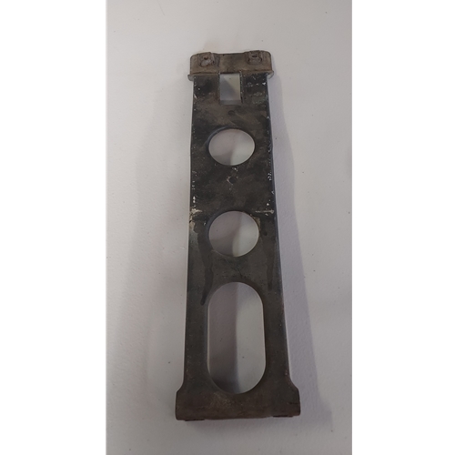 Radiator Air Baffle Bracket - used