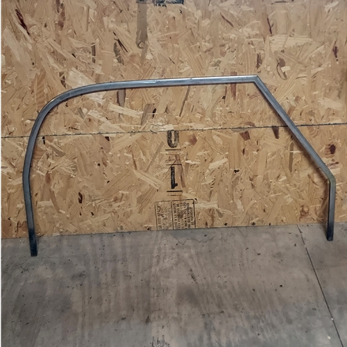 Early Side Glass Chrome - Stainless Steel Trim - used