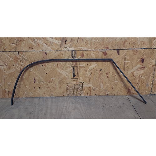 Left Upper Door Seal Tract - used