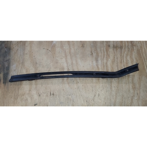Right Dash / Windshield Lower Trim - used
