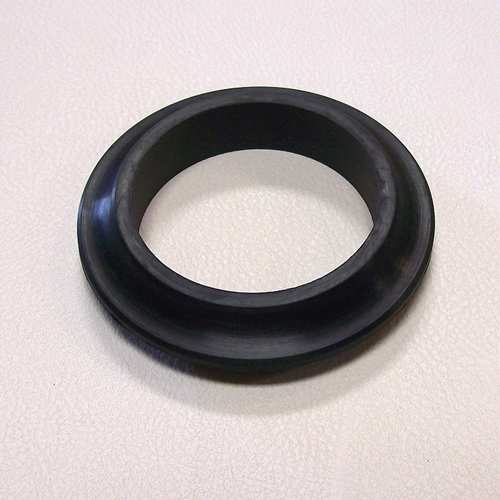 Outer Filler Neck Grommet